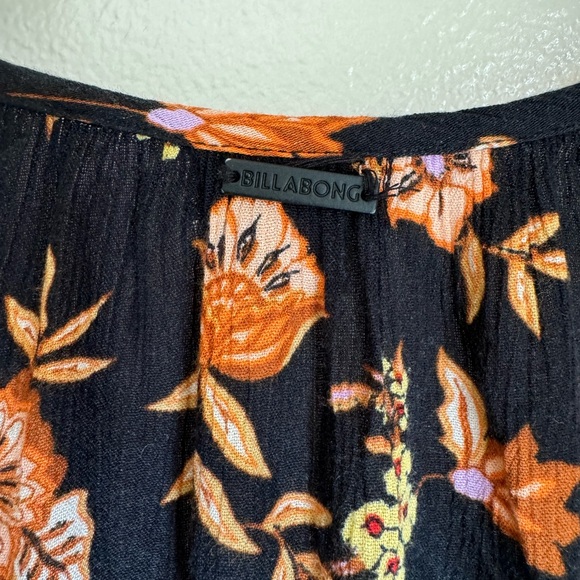 Billabong L Black Floral Long Sleeve Crinkle Hearts Desire Mini Dress - Picture 7 of 11